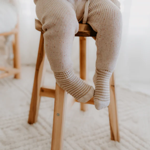 Baby girl knit leggings