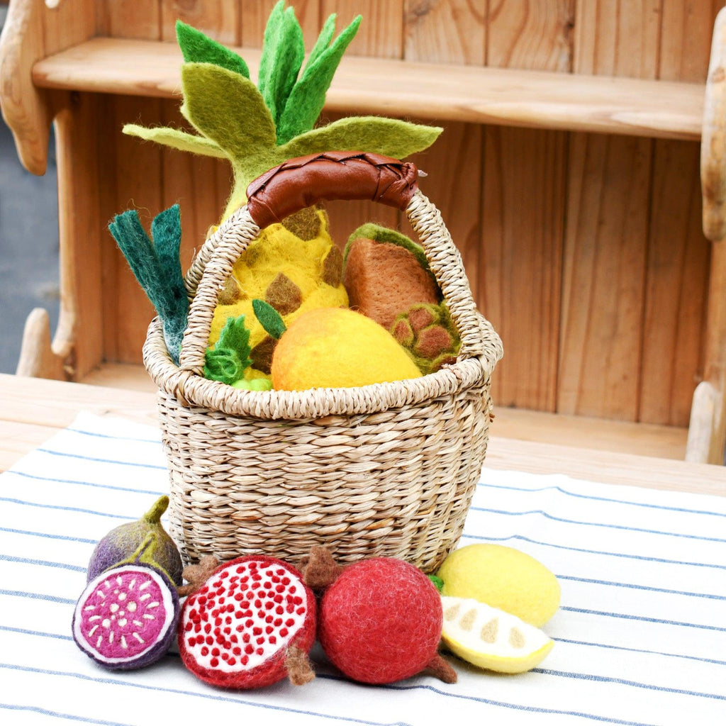 US stockist of Tara Treasures 12 pc set of vegetables and fruit - Set D